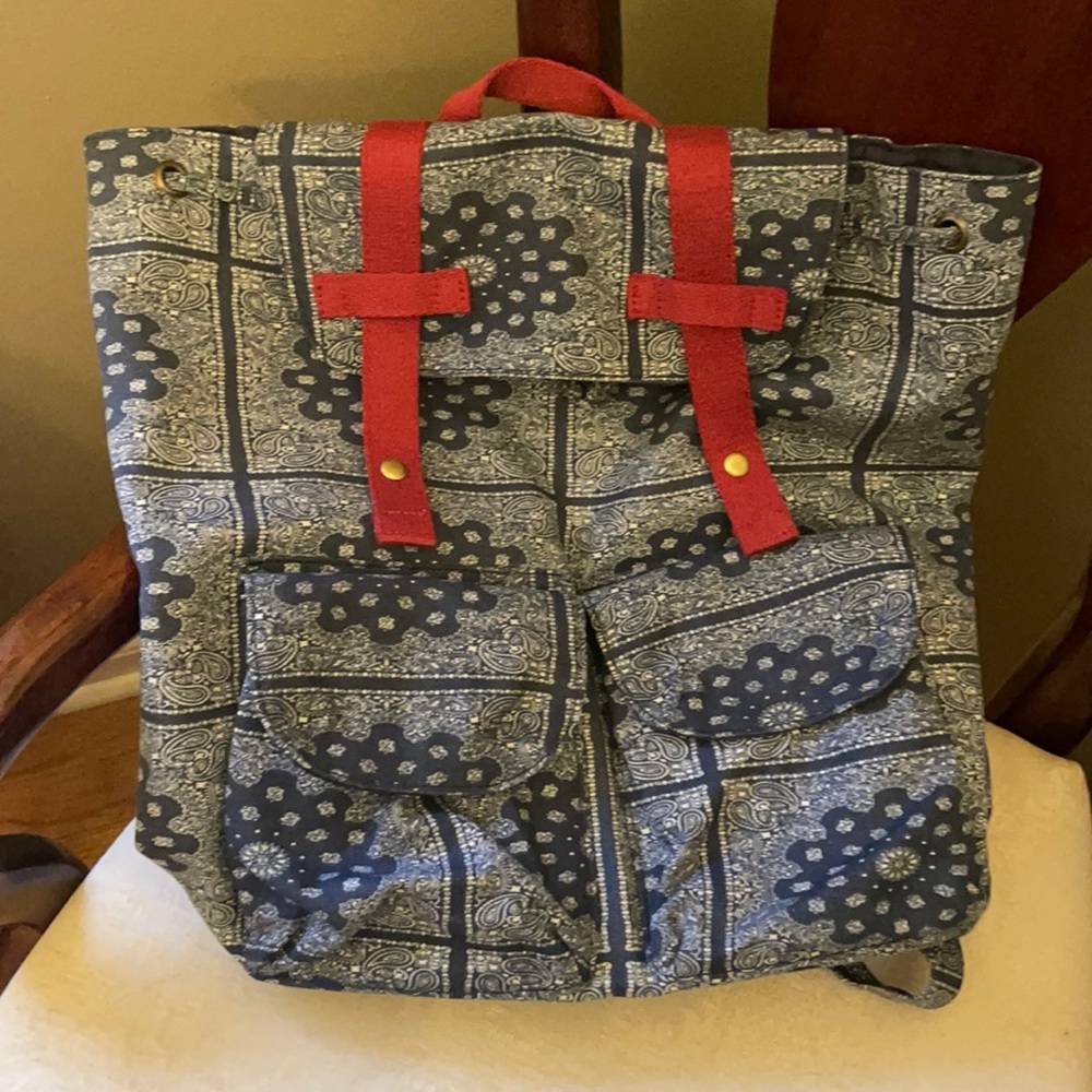 Cotton fabric bandanna paisley backpack with burgundy trim, front pockets